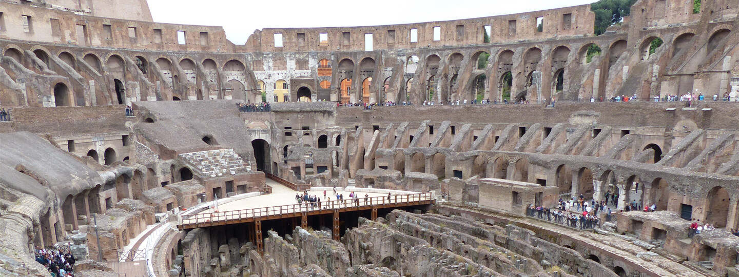 Colosseum on Rooman suosituimpia nähtävyyksiä