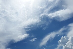 kuvituskuva: pilvinen taivas