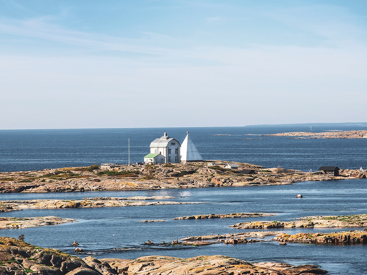 Saaristoaiheinen kuva