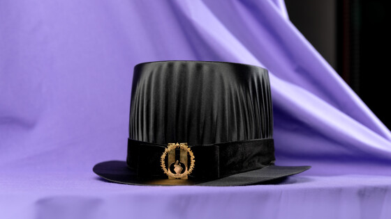 Kasvatustieteiden tiedekunnan tohtorinhattu.