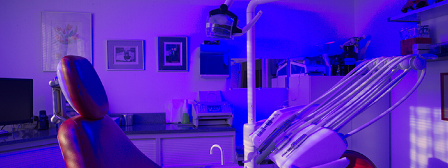 LED-valo desinfioi sairaalahuoneen