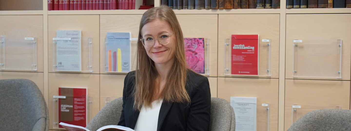 Henni Parviainen in Calonia journal reading room