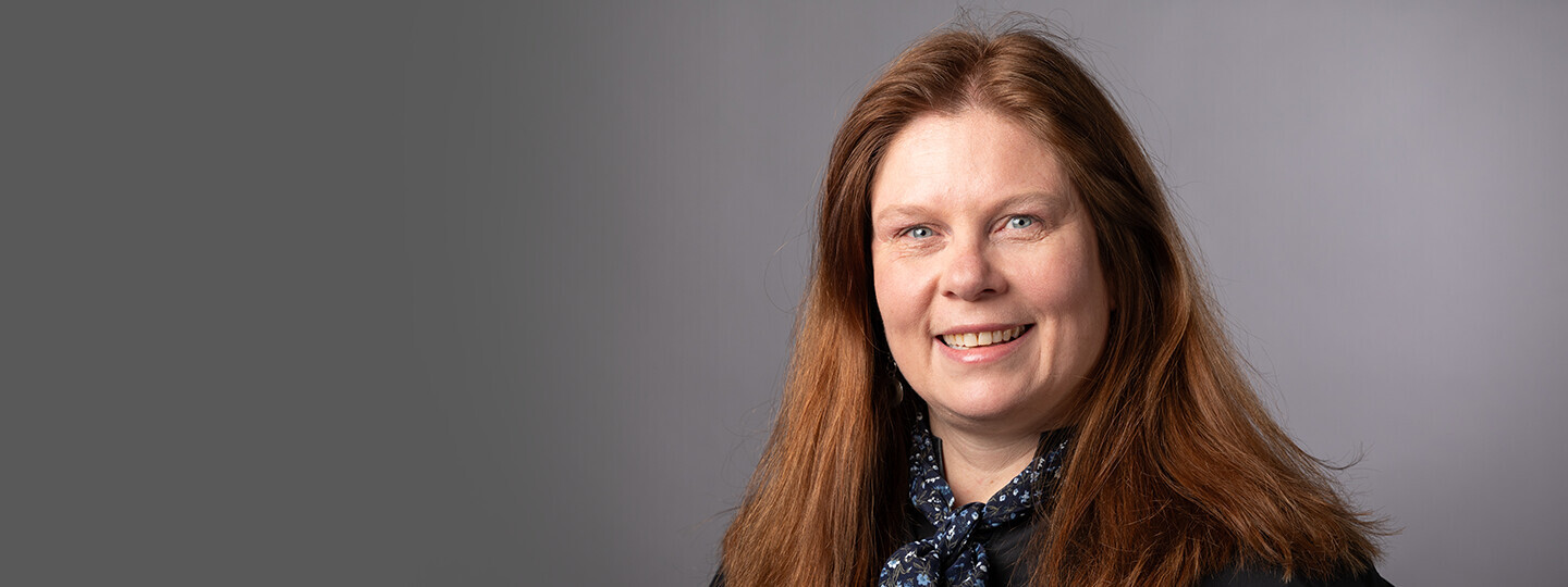 Professoriluennot Heli Harvala hero