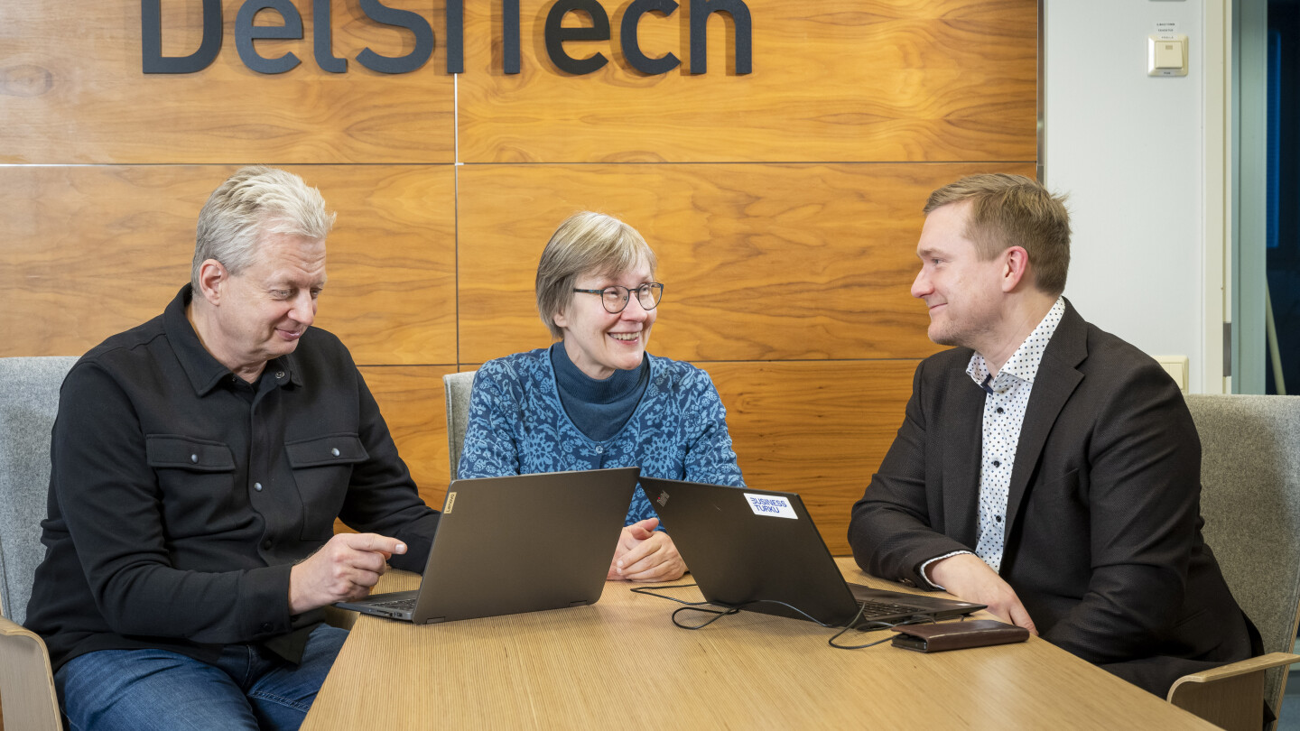 Mika Jokinen, Carita Kvarnström ja Marko Kelahaara