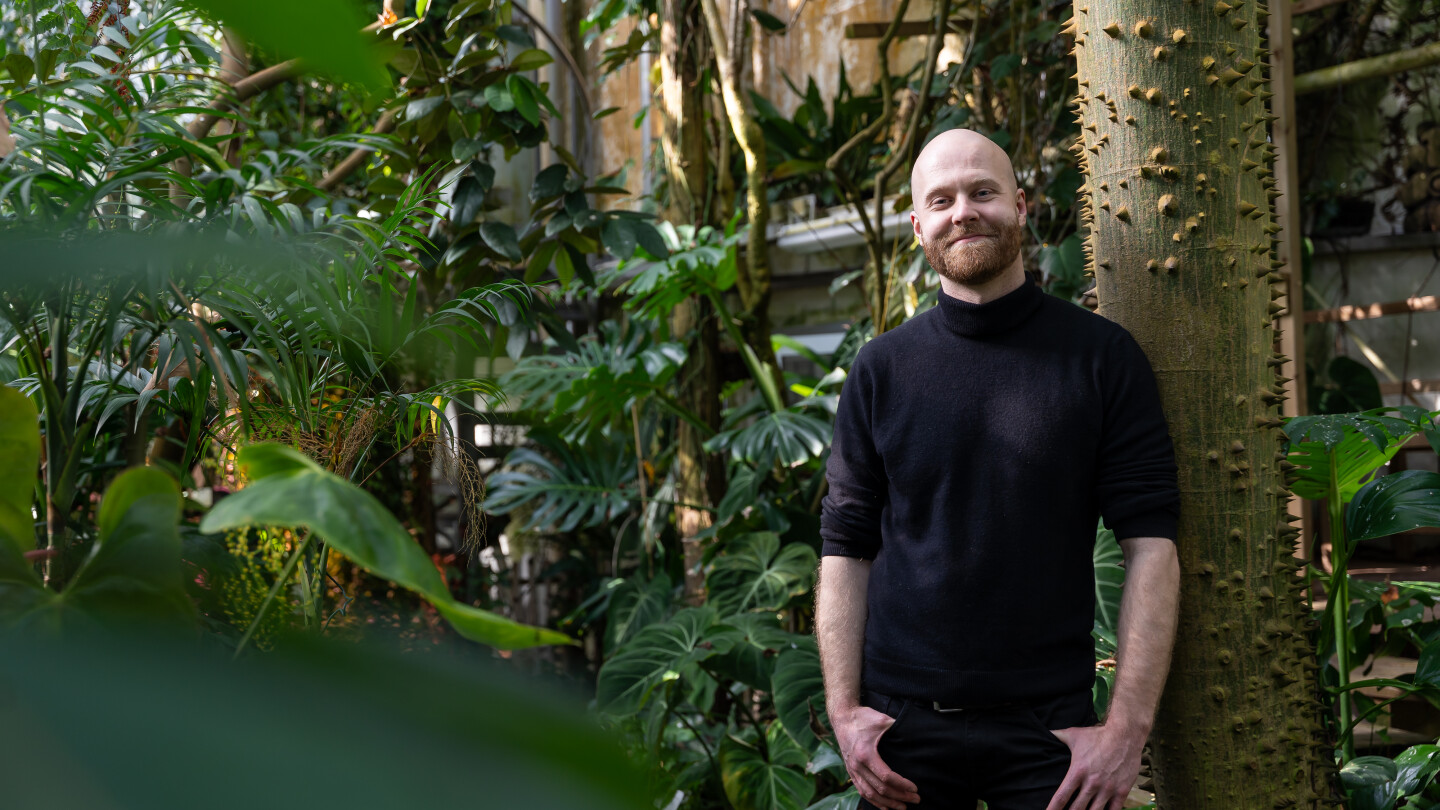 Esa-Pekka Nykänen kasvitieteellisessä puutarhassa