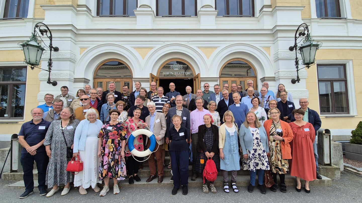 Vuosikurssin alumnit vuonna 2026 Porissa