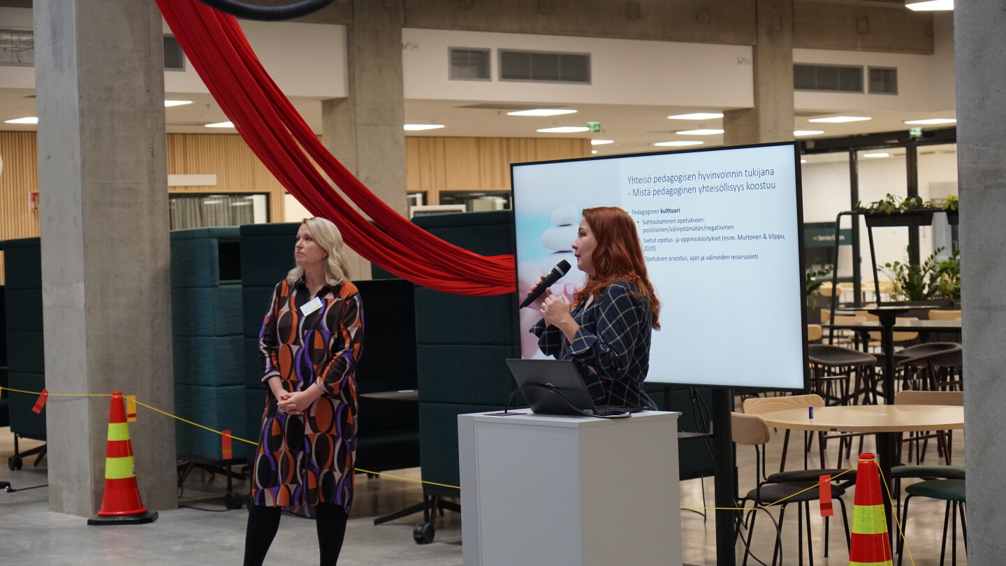 Mari Murtonen ja Liisa Postareff