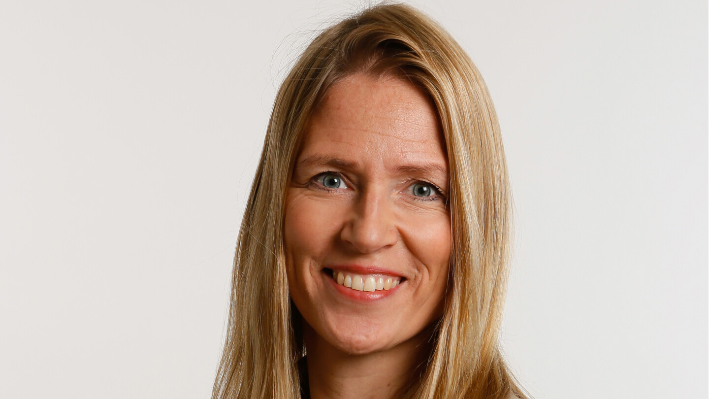 Riikka Korjan kasvokuva.