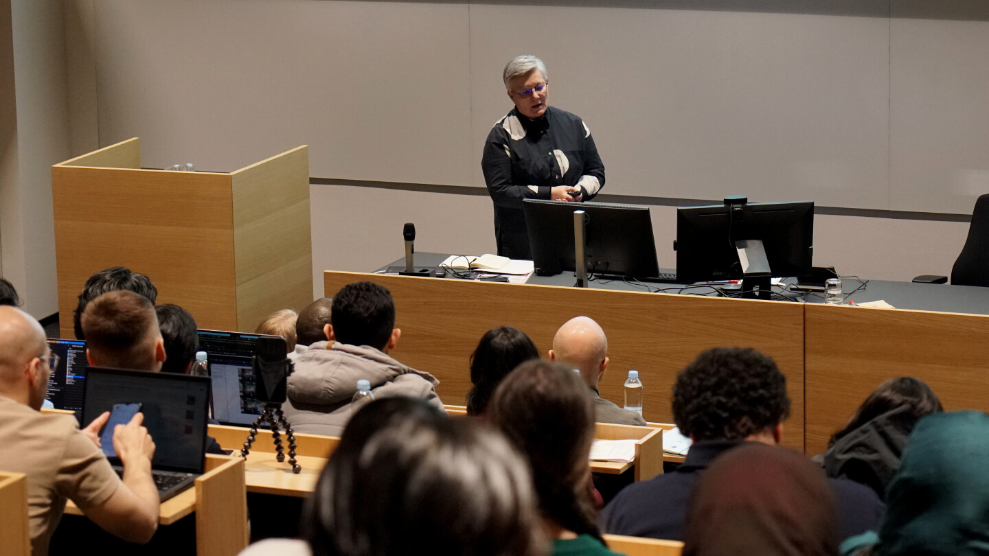 Marjo Keiramo giving a presentation to the audience
