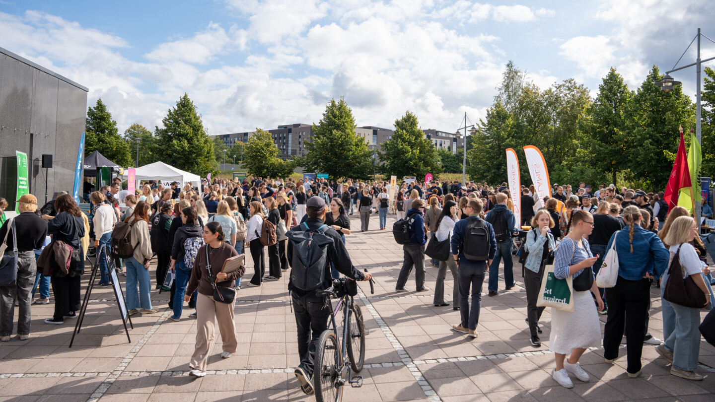 avajaiskarnevaalit käynnissä alakampuksella
