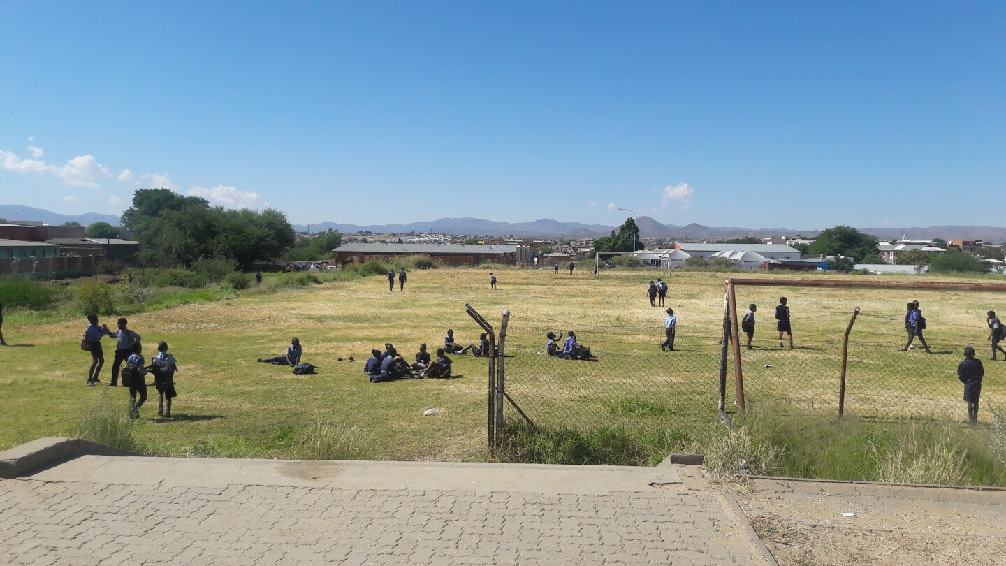 Koulun piha Namibian Windhoekissa