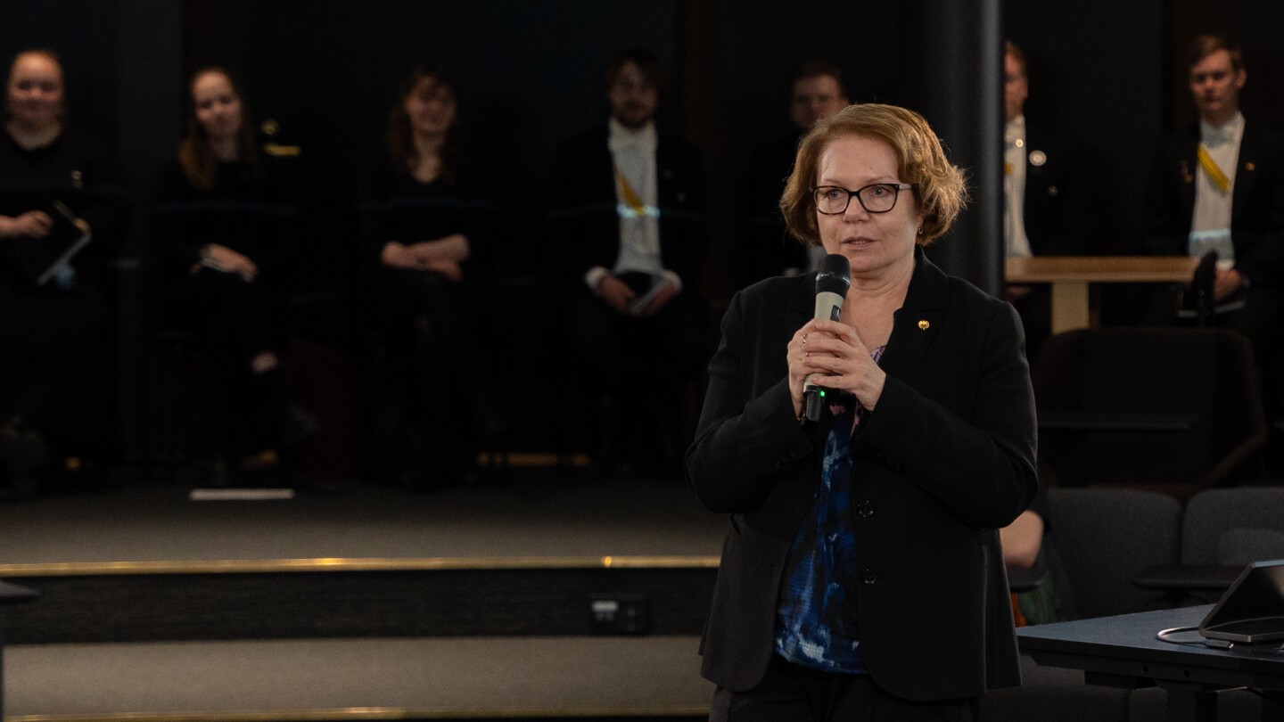 Rehtori Marjo Kaartinen 