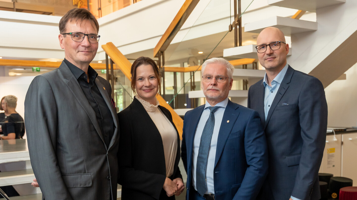 Vesa Taatila, Minna Arve, Jouni Niuro ja Tomi Penttilä