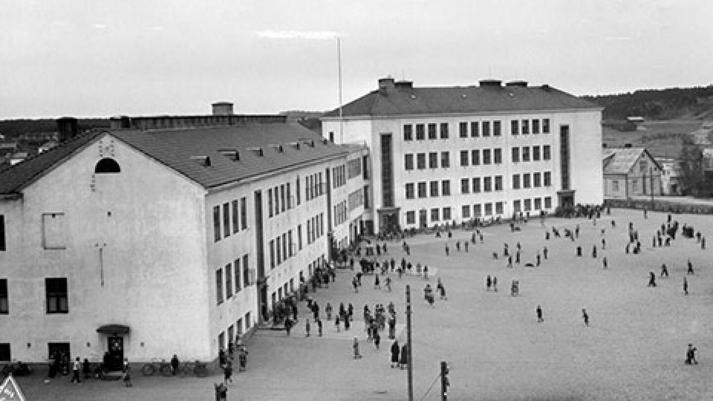 Turun väliaikainen opettajakorkeakoulu toimi Nummen koulun tiloissa vuosina 1949-1974. Kuva: Kuvaus.
