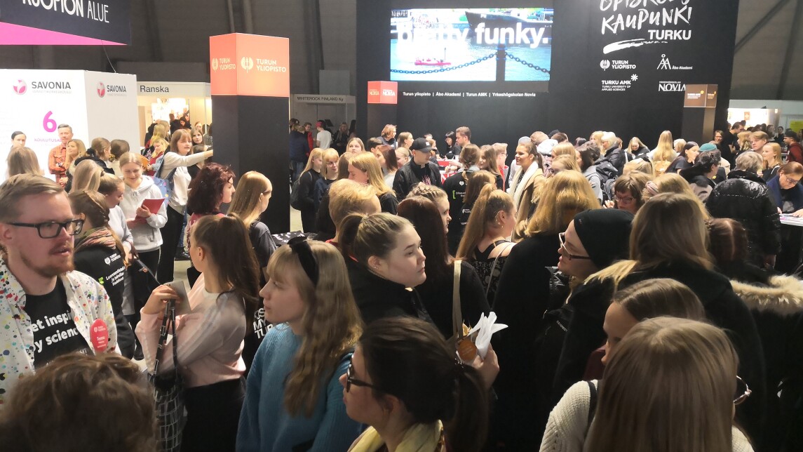 Studia-messut, ruuhkaa Opiskelijakaupunki Turun osastolla