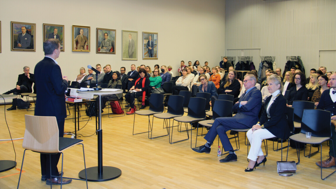 Tutu 30 v. 24.11.2022