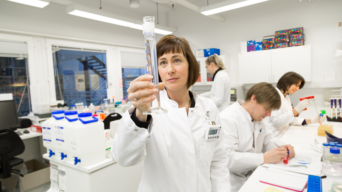 Johanna Ivaska laboratoriossaan