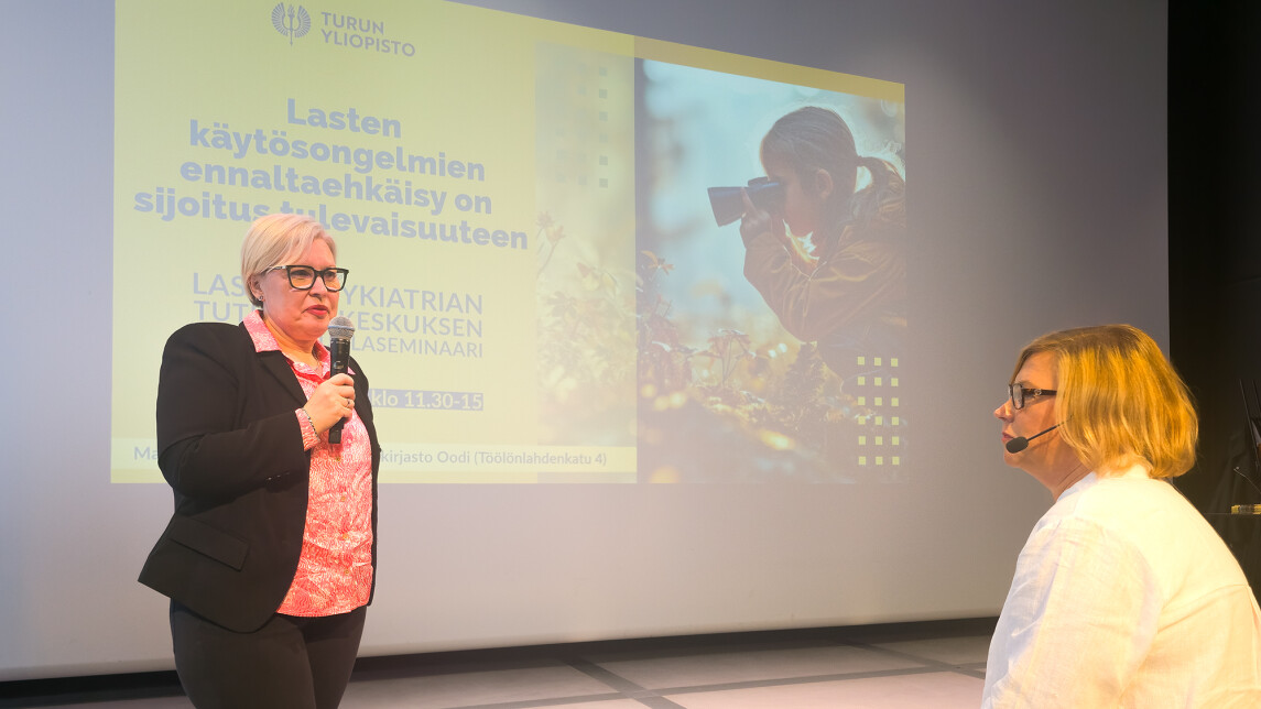 Marjo Kurki ja Malin Kinnunen.