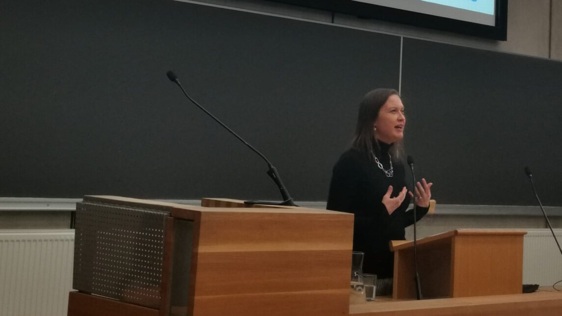 Séverine Hubscher-Davidson KäTu-symposiumissa