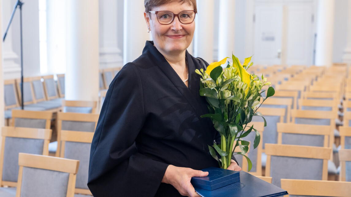 Professori Marja-Liisa Helasvuo