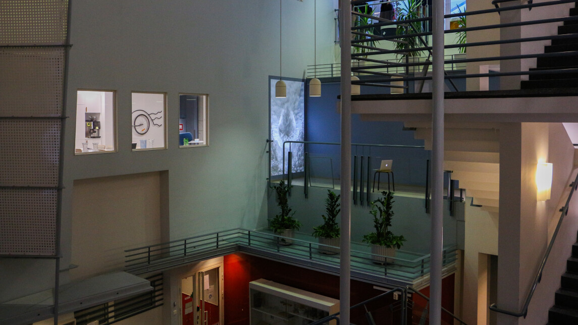 Arcanumin aula toisesta kerroksesta kuvattuna