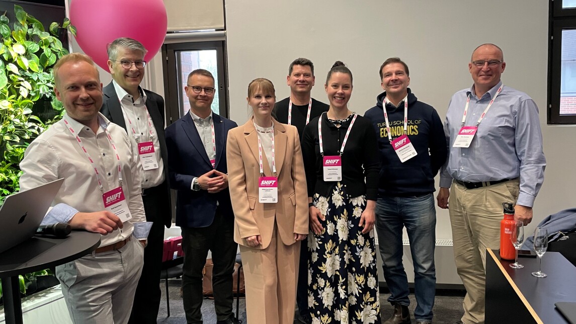 TSE esiintyjät SHIFTissä