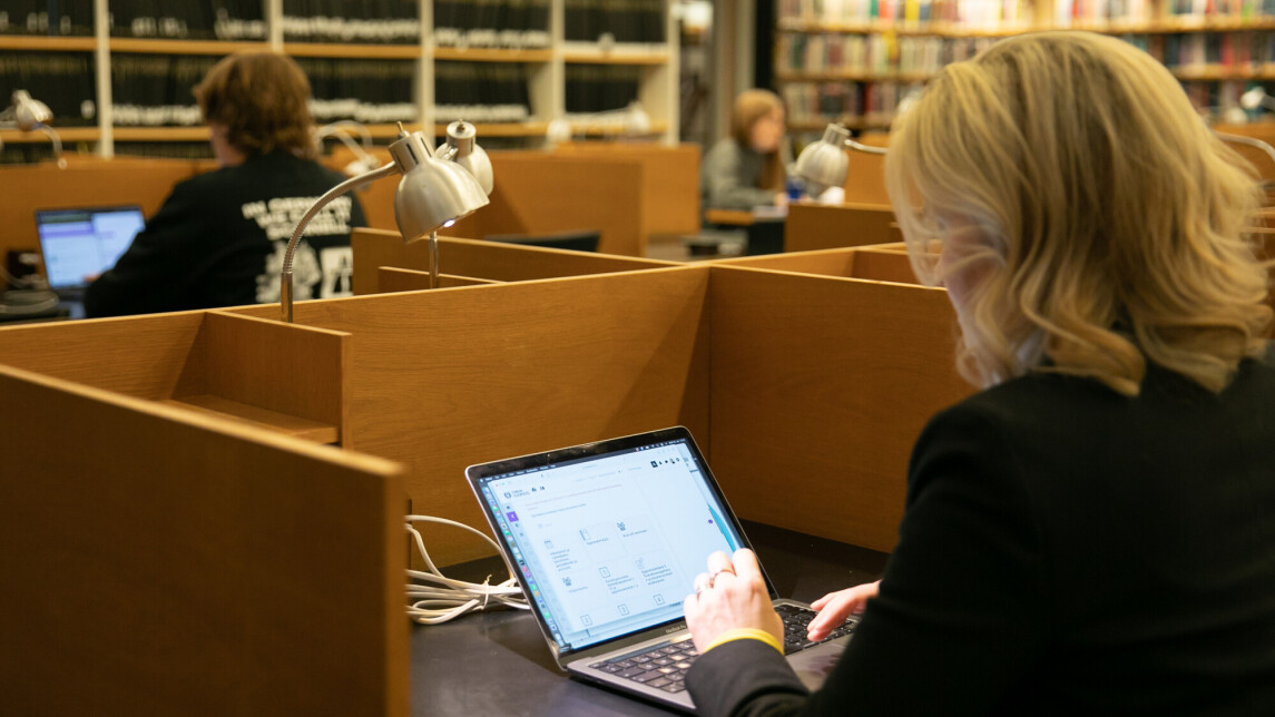 UUTISKUVA kirjasto opiskelu 3