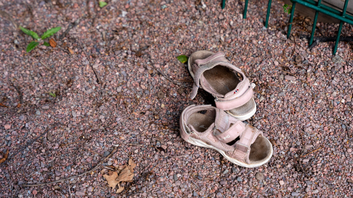 UUTISKUVA lapset kengat 1