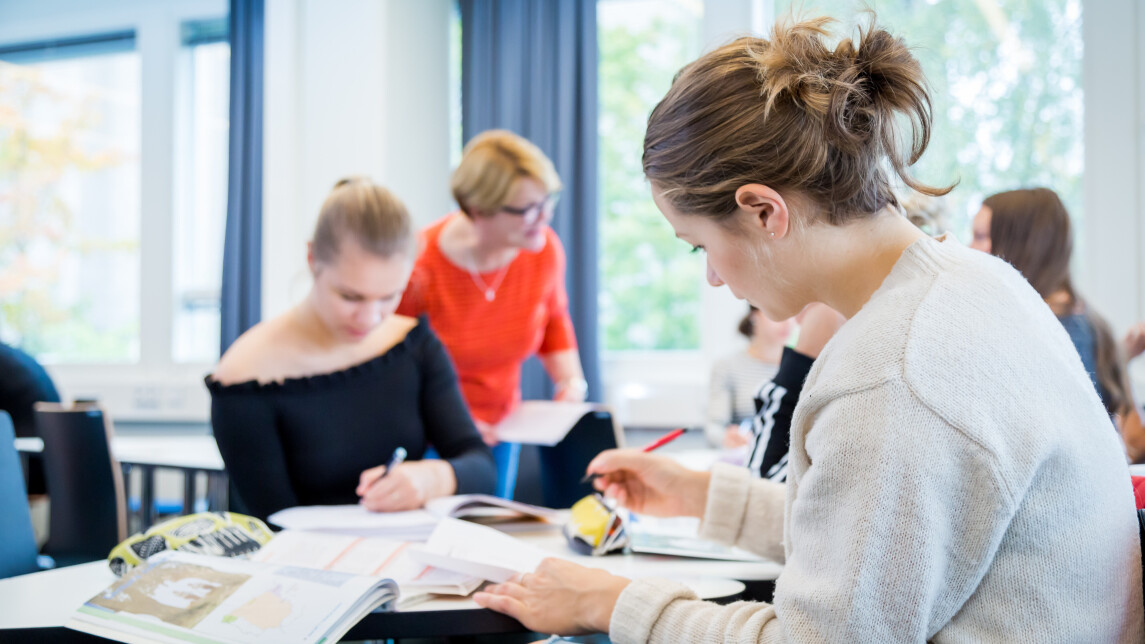 Kieli- ja viestintätieteiden keskus (14)