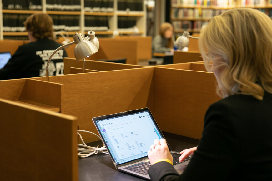 UUTISKUVA kirjasto opiskelu 3