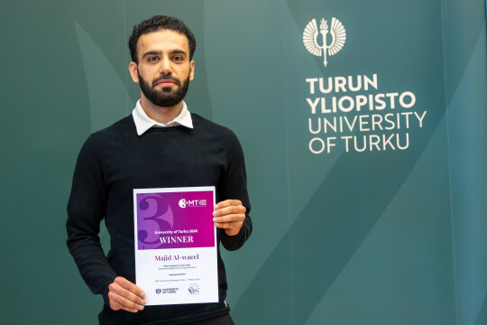 Majid Al-waeel lähikuvassa.