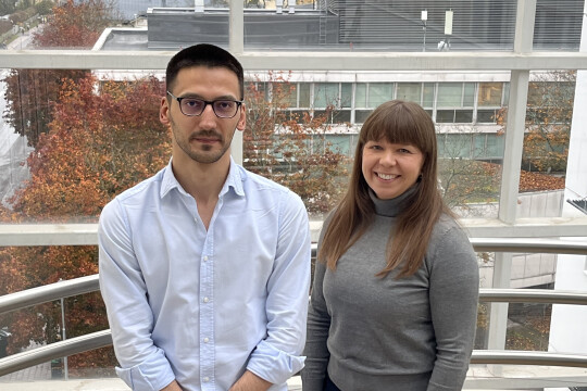 Tutkijat A. Sousa ja S. Junttila  yhteiskuvassa