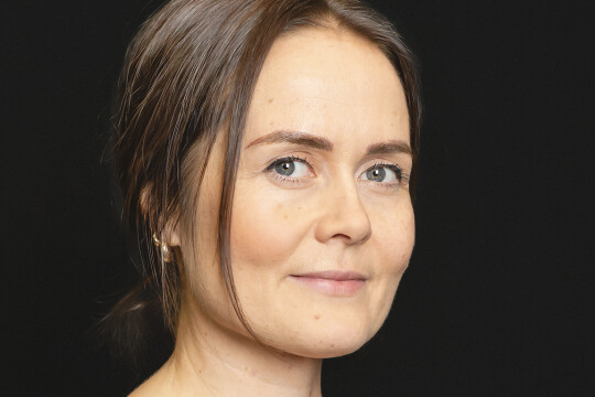 Helena Hautalan kasvokuva.