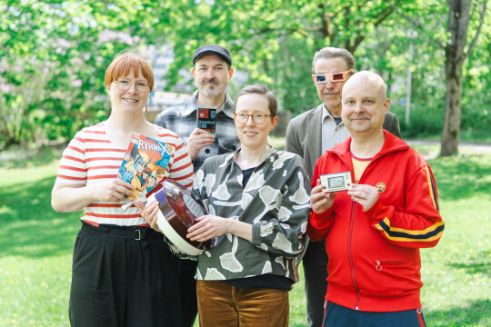 Raaka-aineesta roskaksi -verkkokurssin opettajat