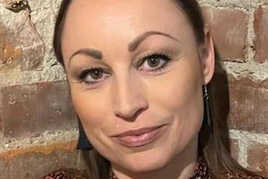 Heidi Salmento lähikuvassa.