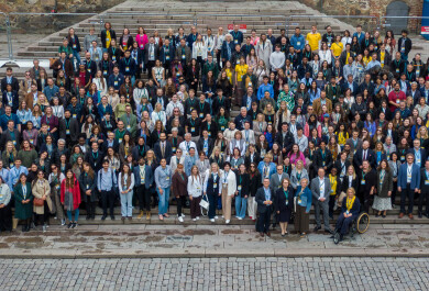 aerial photo of the forum participants outside the Turku Cathedral