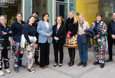 Ylioppilaskunnan hallitusta, tiede- ja kulttuuriministeri ja rehtori