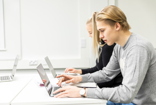 Law kuvitus opiskelu 221